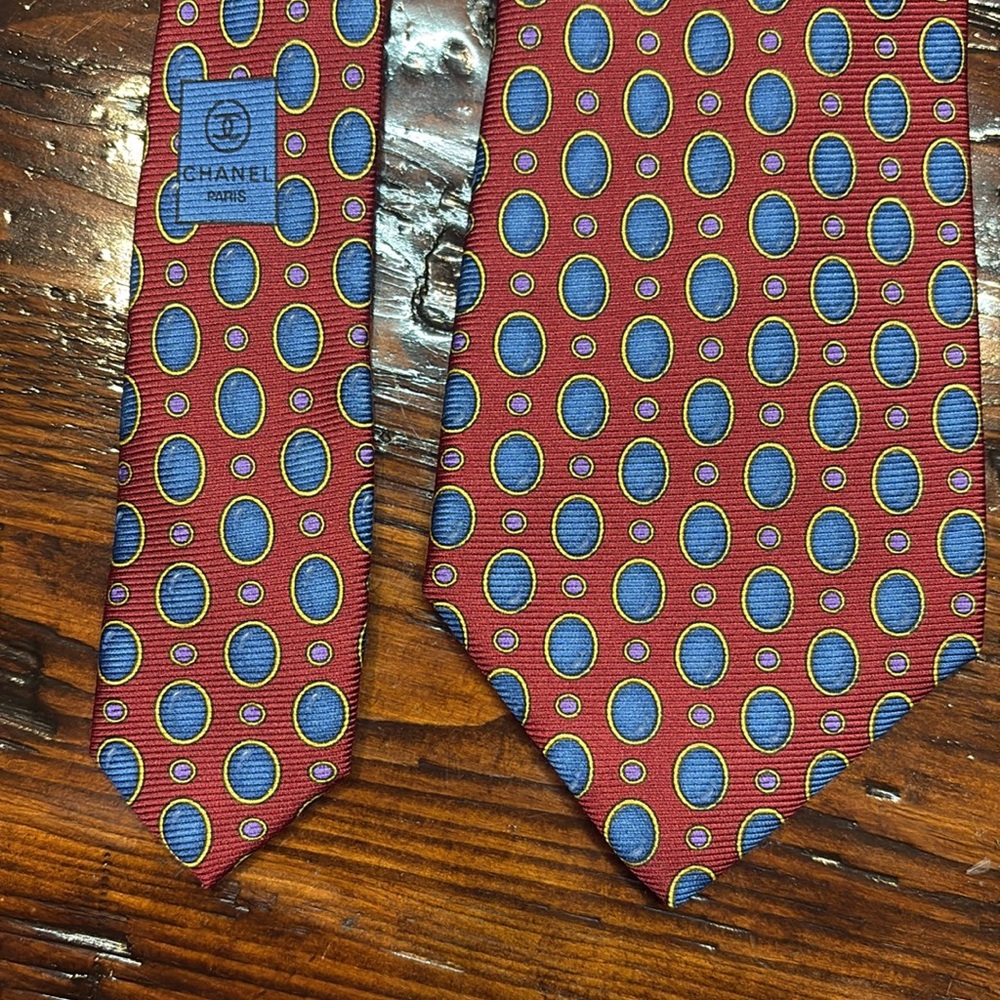 Chanel Neck‎ Tie - Picture 4 of 7